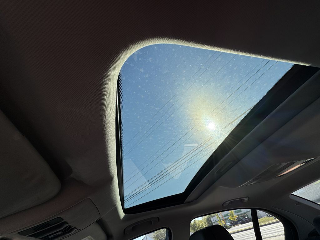 2010 BMW 5 Series Image 23