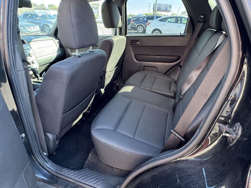 2011 Ford Escape Image 6