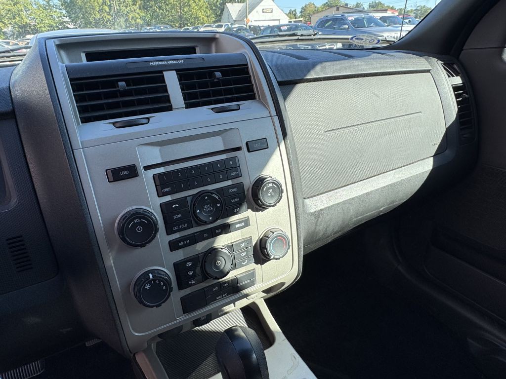 2011 Ford Escape Image 11