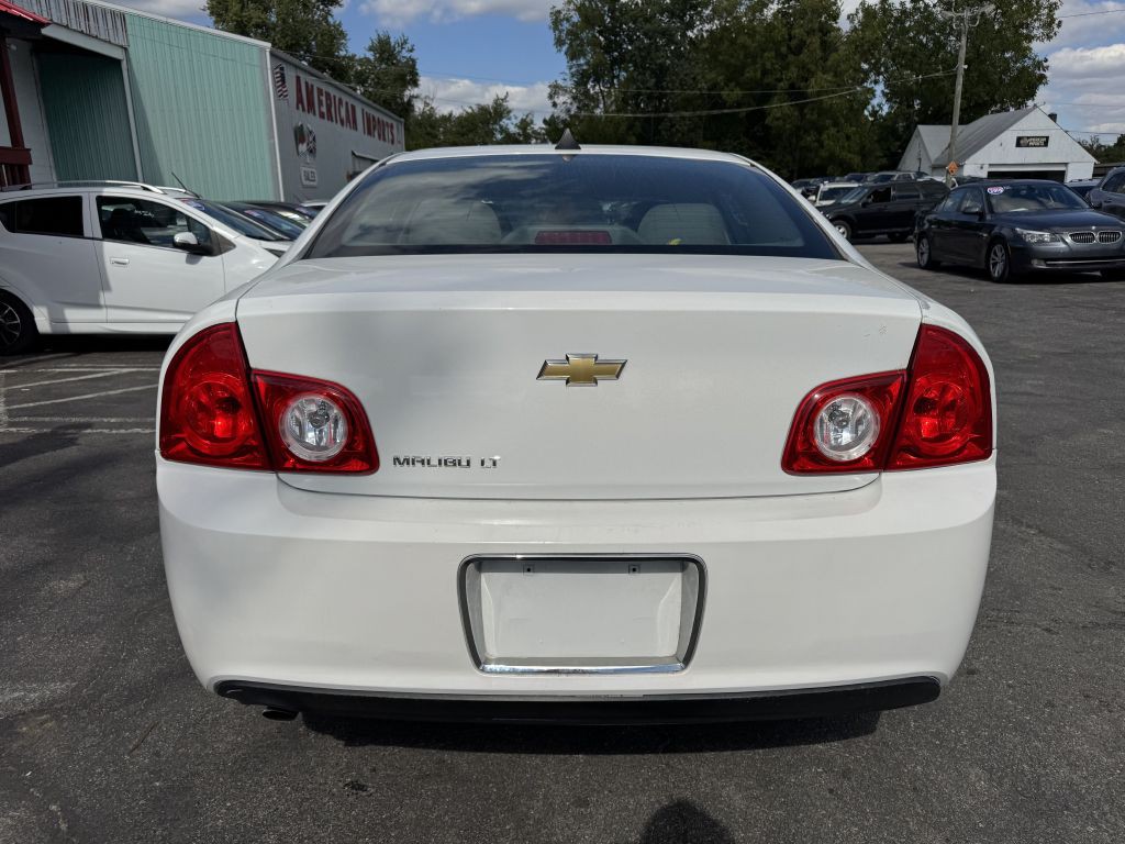 2012 Chevrolet Malibu Image 4