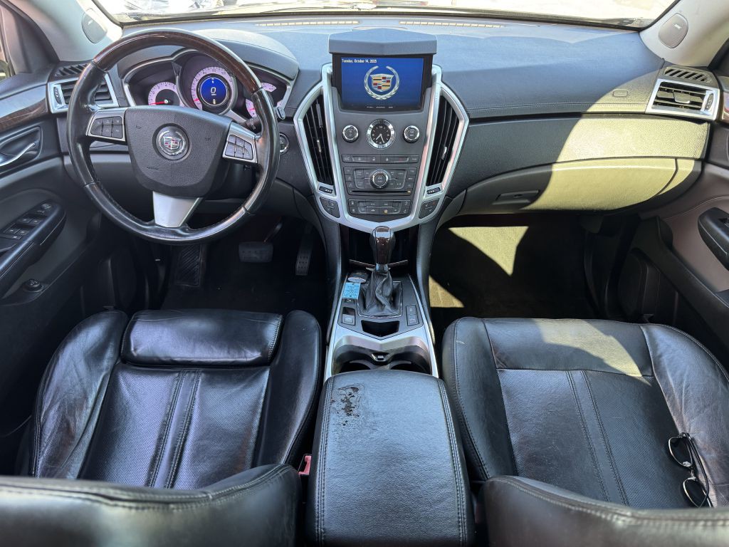 2011 Cadillac SRX Image 8