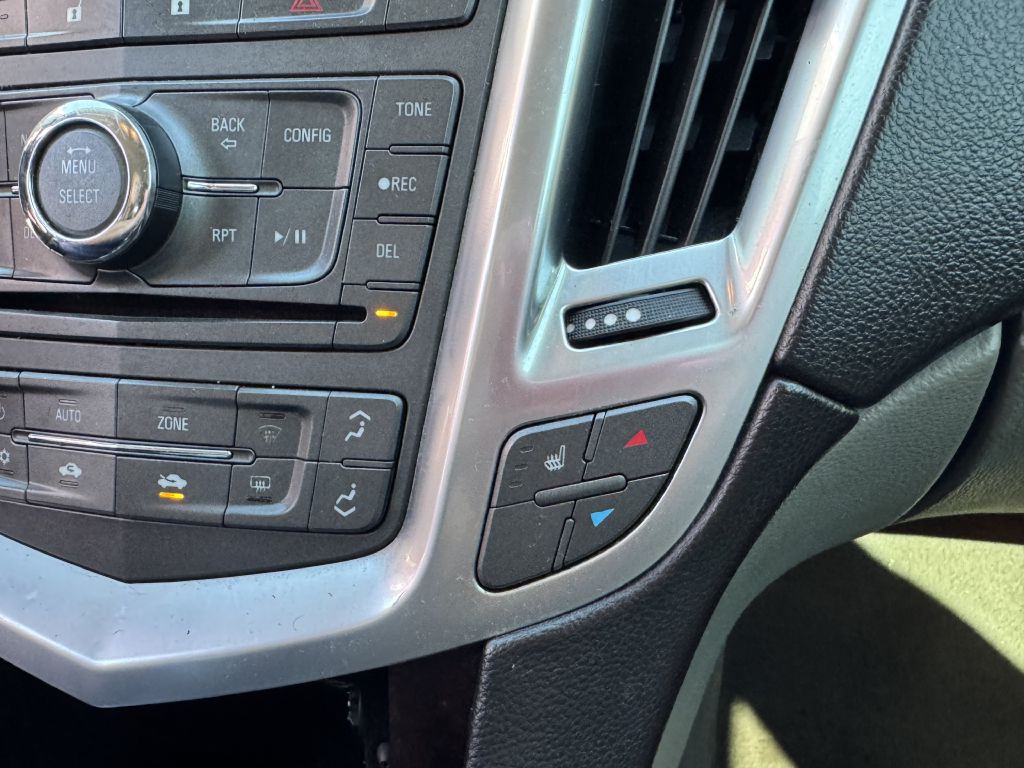 2011 Cadillac SRX Image 21