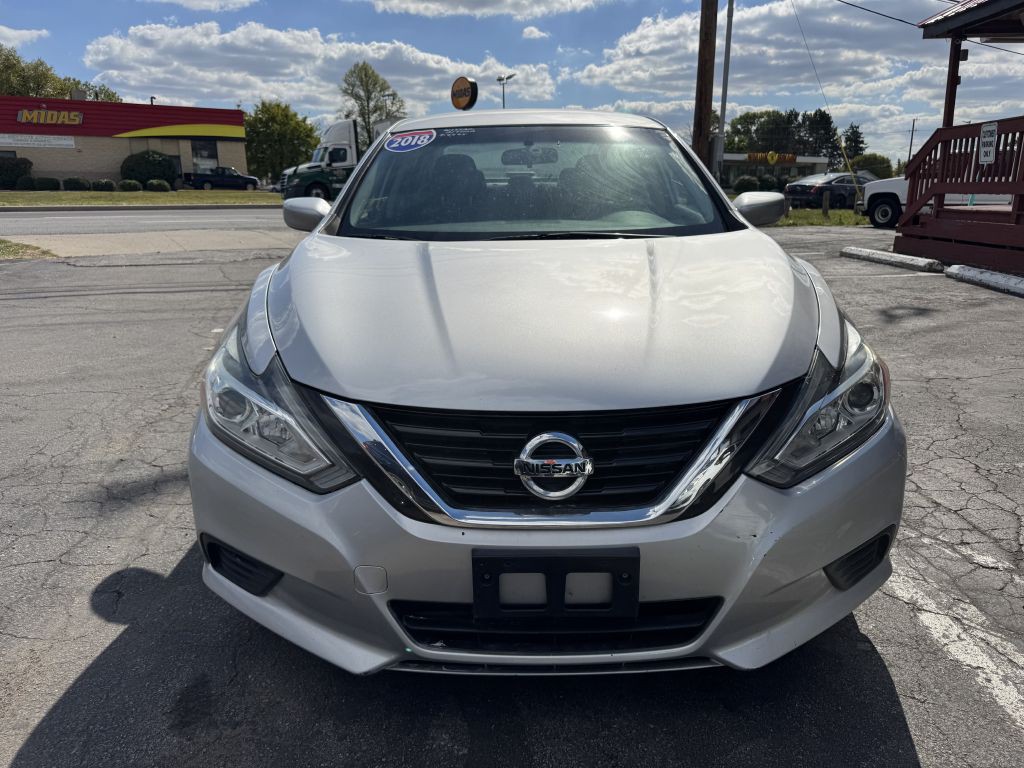 2018 Nissan Altima Image 2