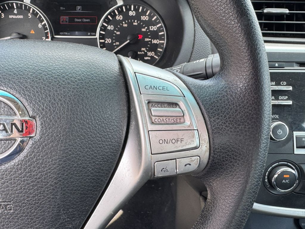 2018 Nissan Altima Image 16