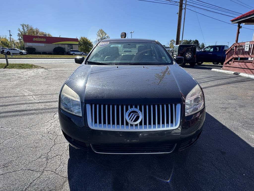 2007 Mercury Milan Image 2