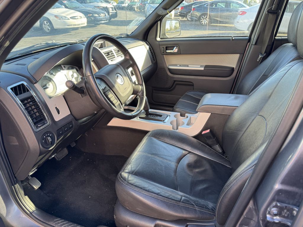 2010 Mercury Mariner Image 8