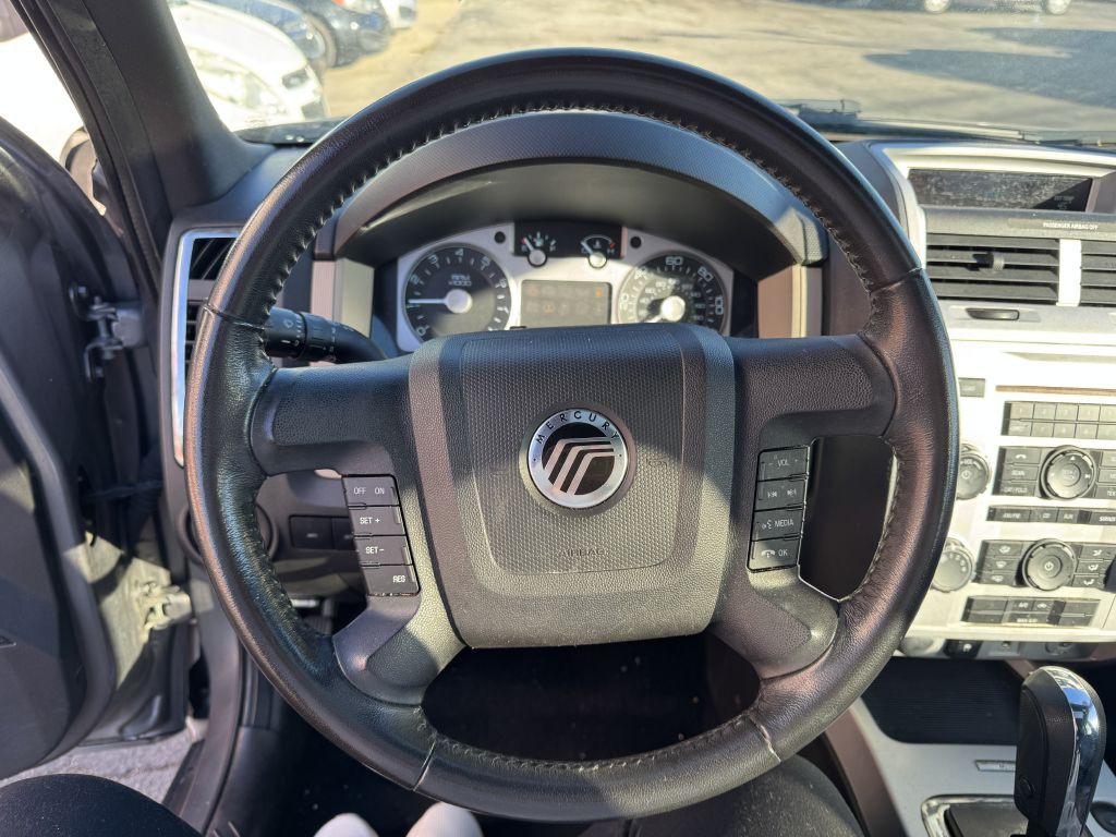 2010 Mercury Mariner Image 10