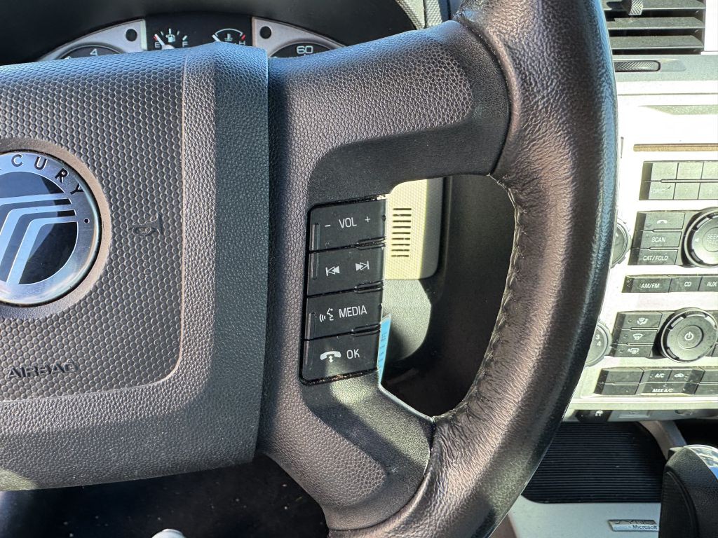 2010 Mercury Mariner Image 15