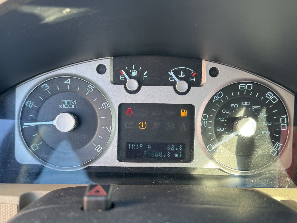 2010 Mercury Mariner Image 16