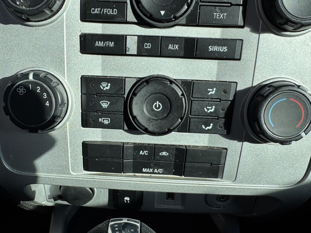 2010 Mercury Mariner Image 19