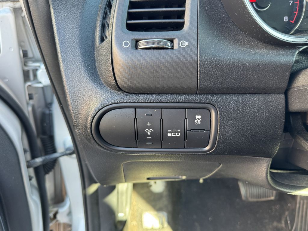 2016 Kia Forte Image 13