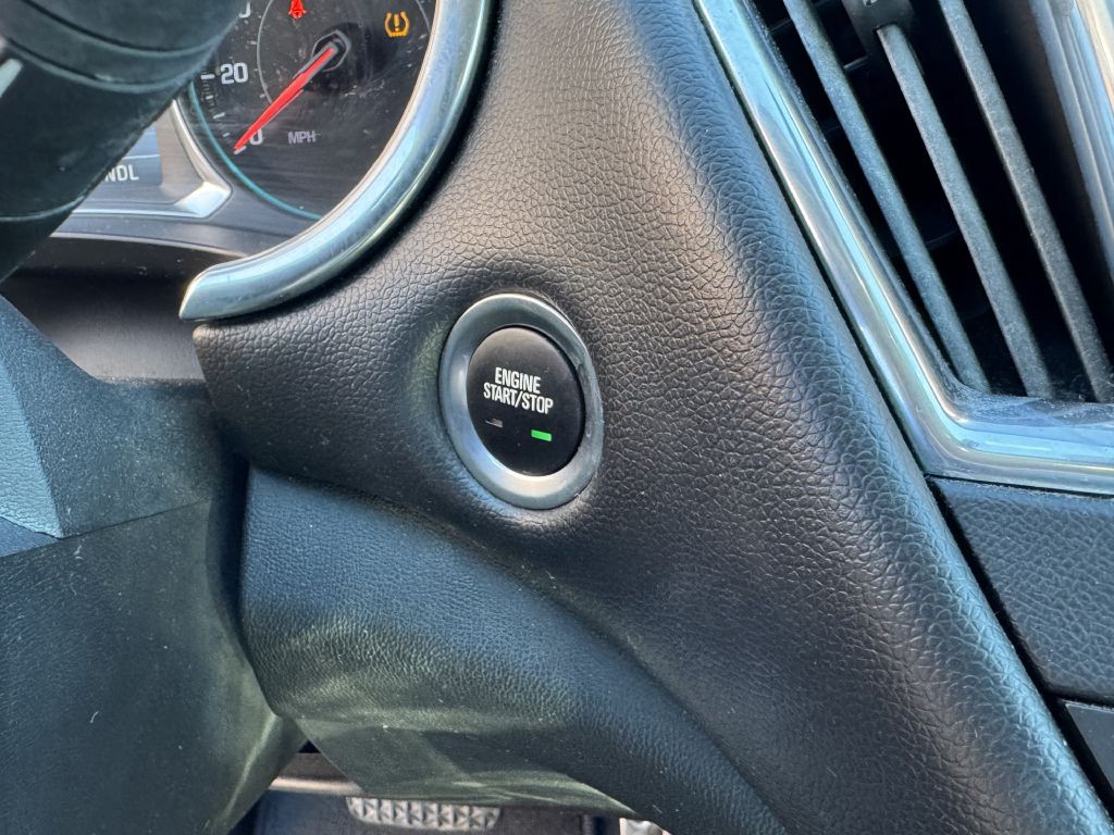 2017 Chevrolet Malibu Image 21