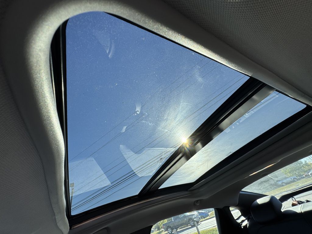 2017 Chevrolet Malibu Image 22