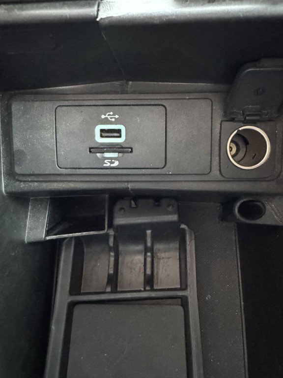 2016 Ford Fusion Image 18