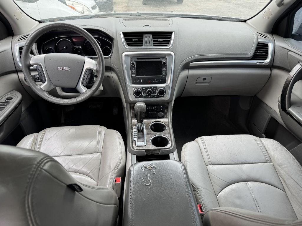 2015 GMC Acadia Image 10