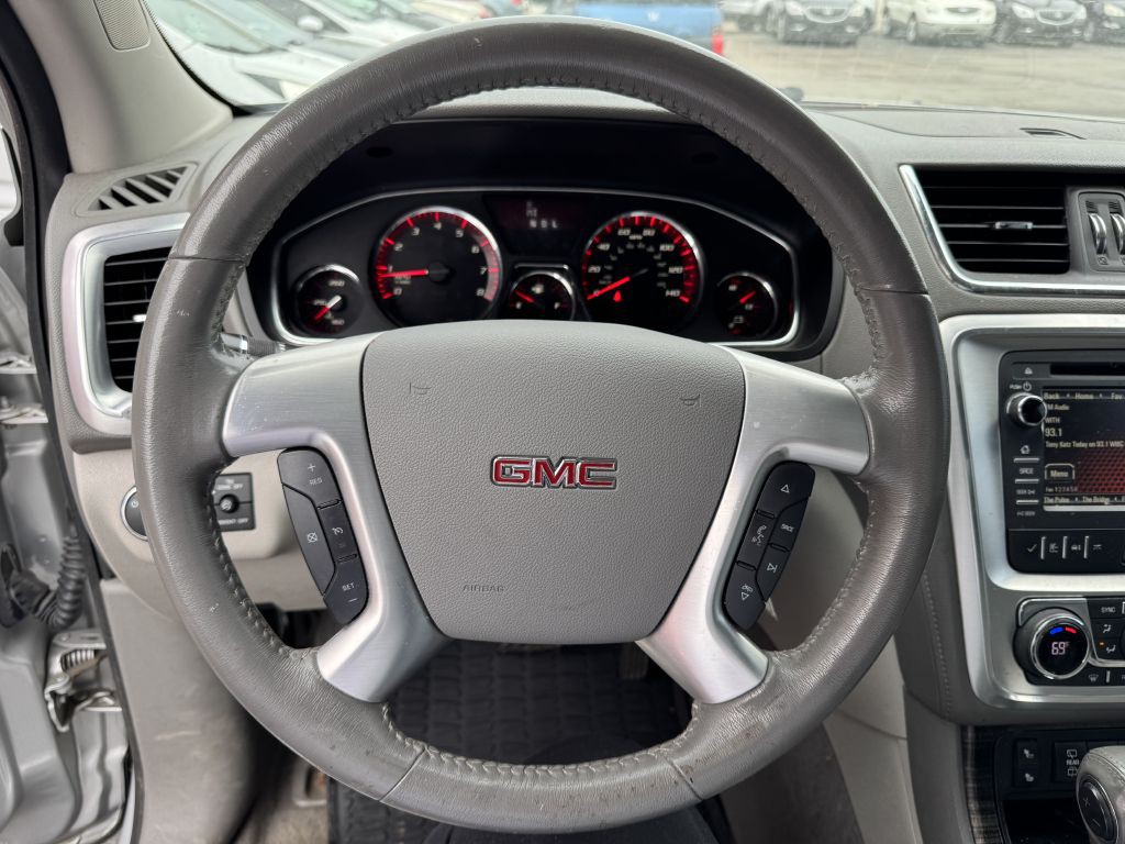 2015 GMC Acadia Image 14