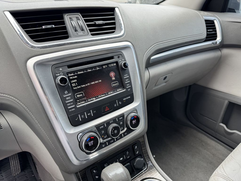 2015 GMC Acadia Image 15