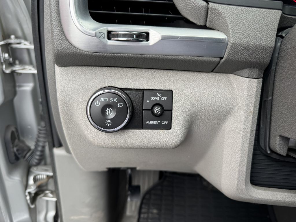 2015 GMC Acadia Image 17