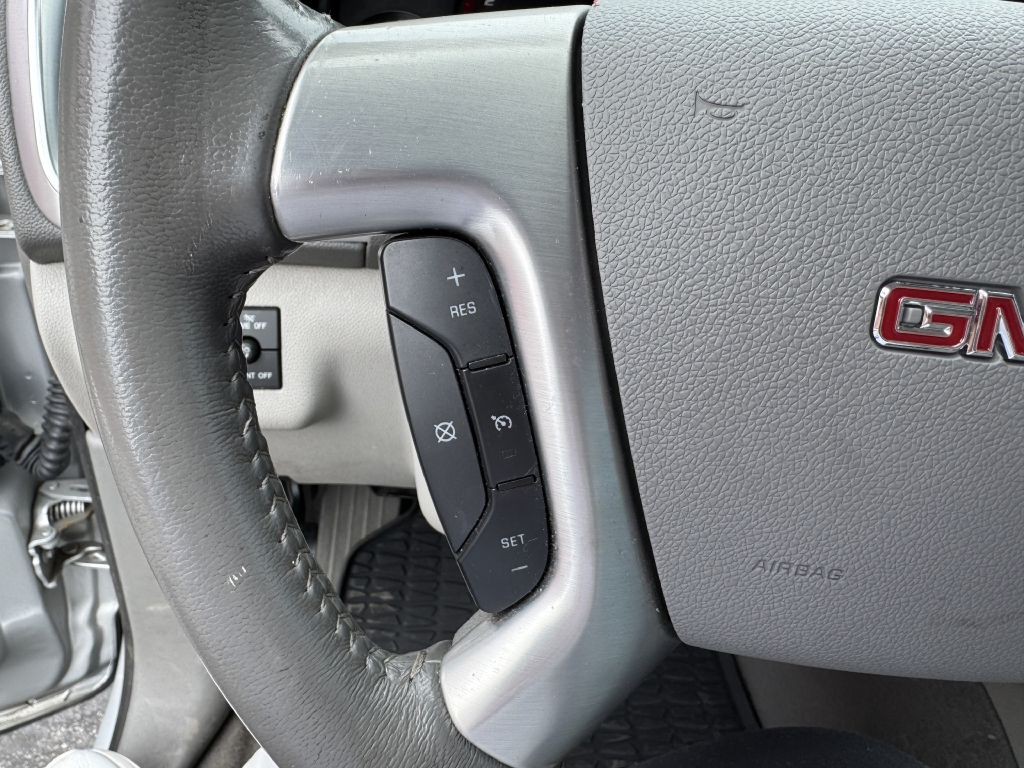 2015 GMC Acadia Image 18