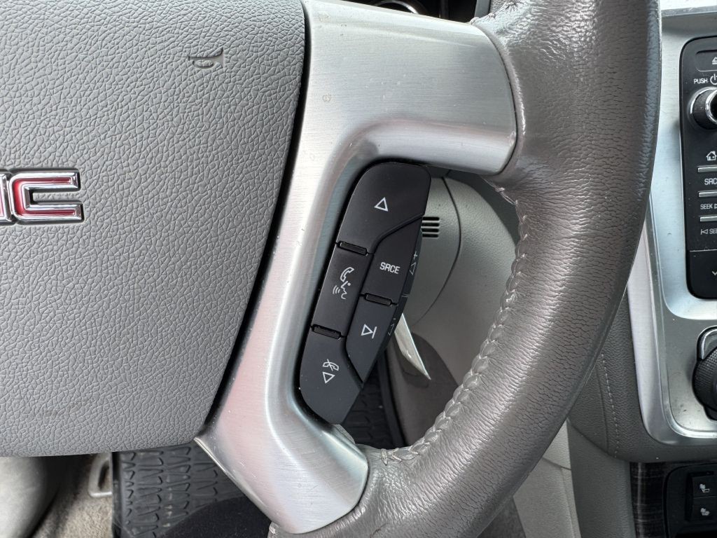 2015 GMC Acadia Image 19