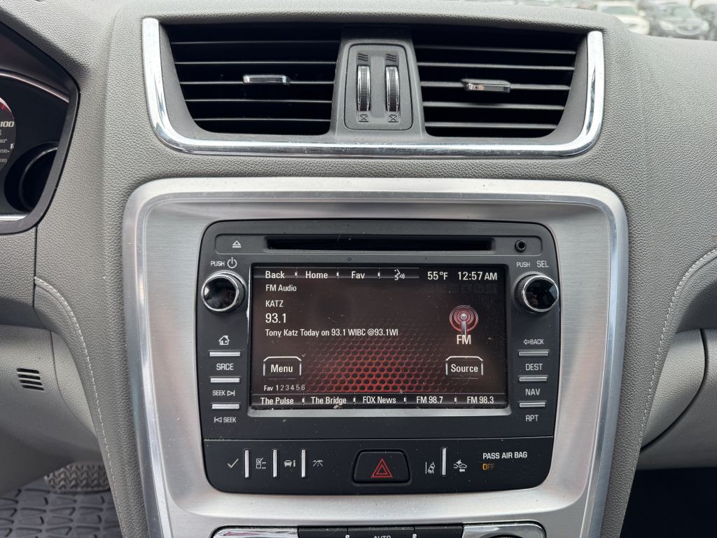 2015 GMC Acadia Image 21