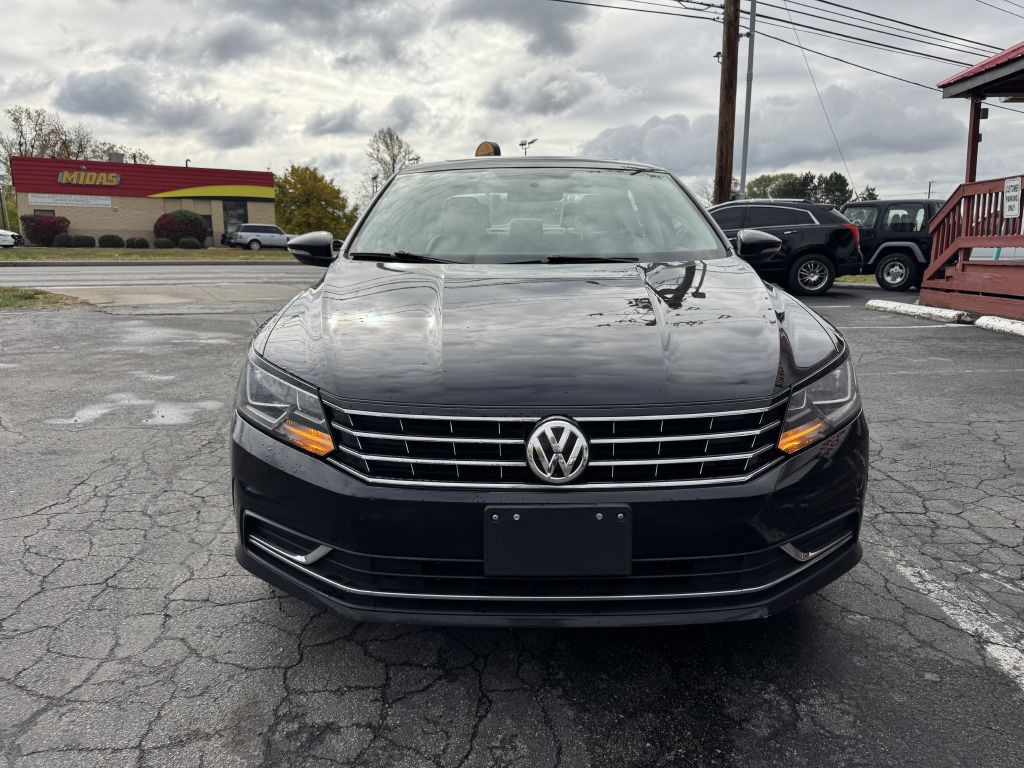 2019 Volkswagen Passat Image 2