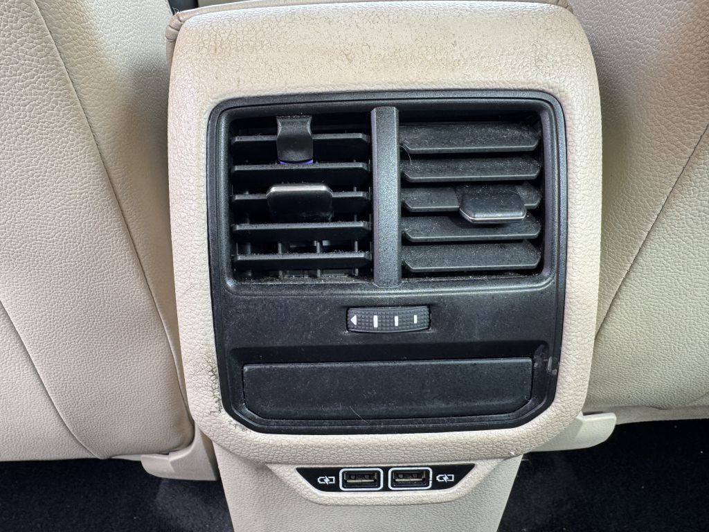 2019 Volkswagen Passat Image 6