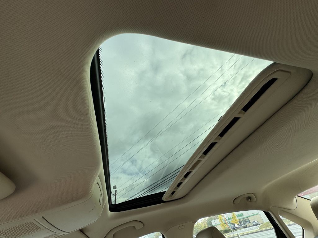 2019 Volkswagen Passat Image 26