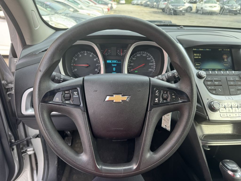 2017 Chevrolet Equinox Image 11