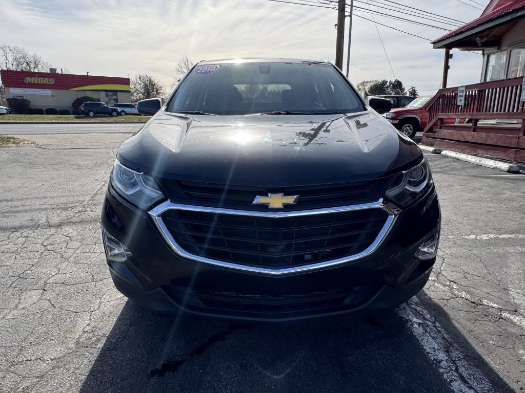 2018 Chevrolet Equinox Image 2