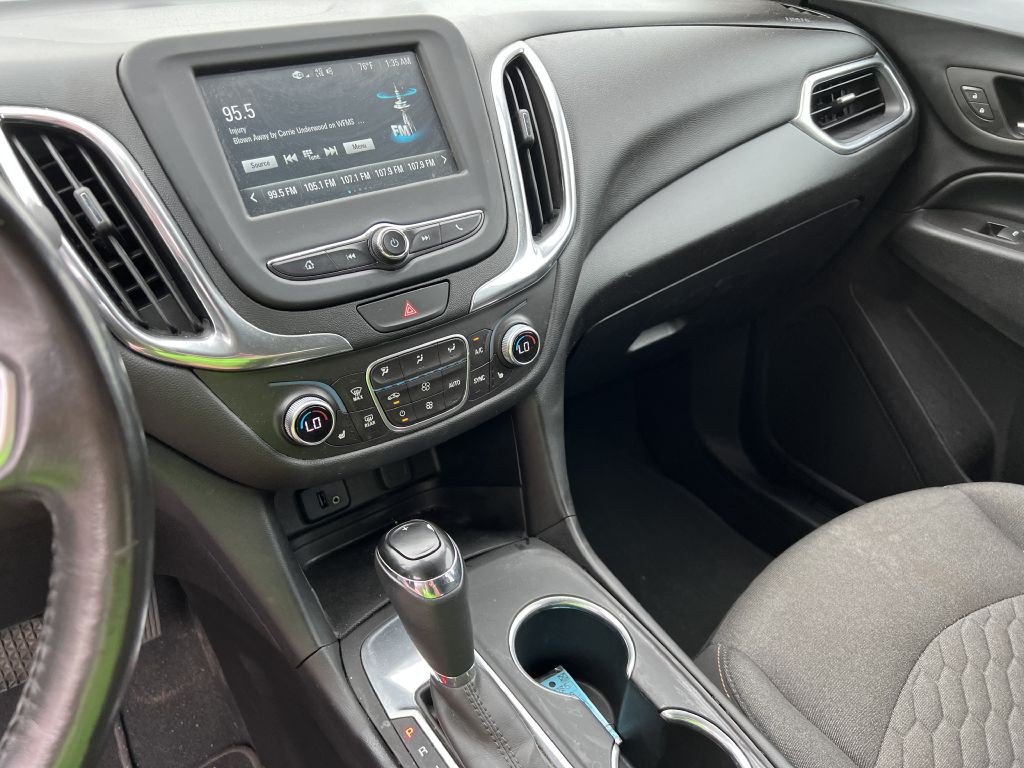 2018 Chevrolet Equinox Image 12