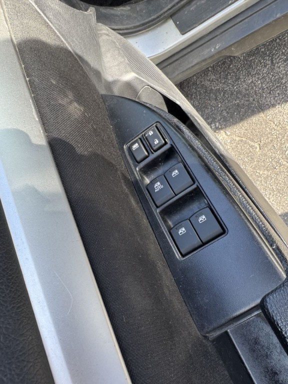 2013 Subaru Outback Image 7