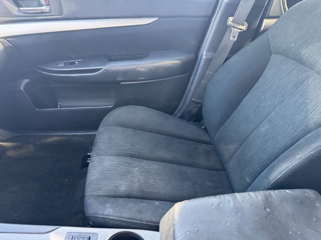 2013 Subaru Outback Image 11
