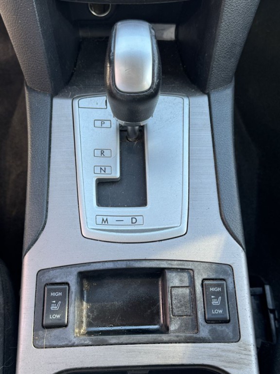 2013 Subaru Outback Image 18