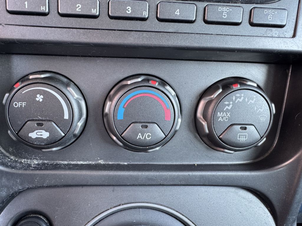 2006 Honda Element Image 18