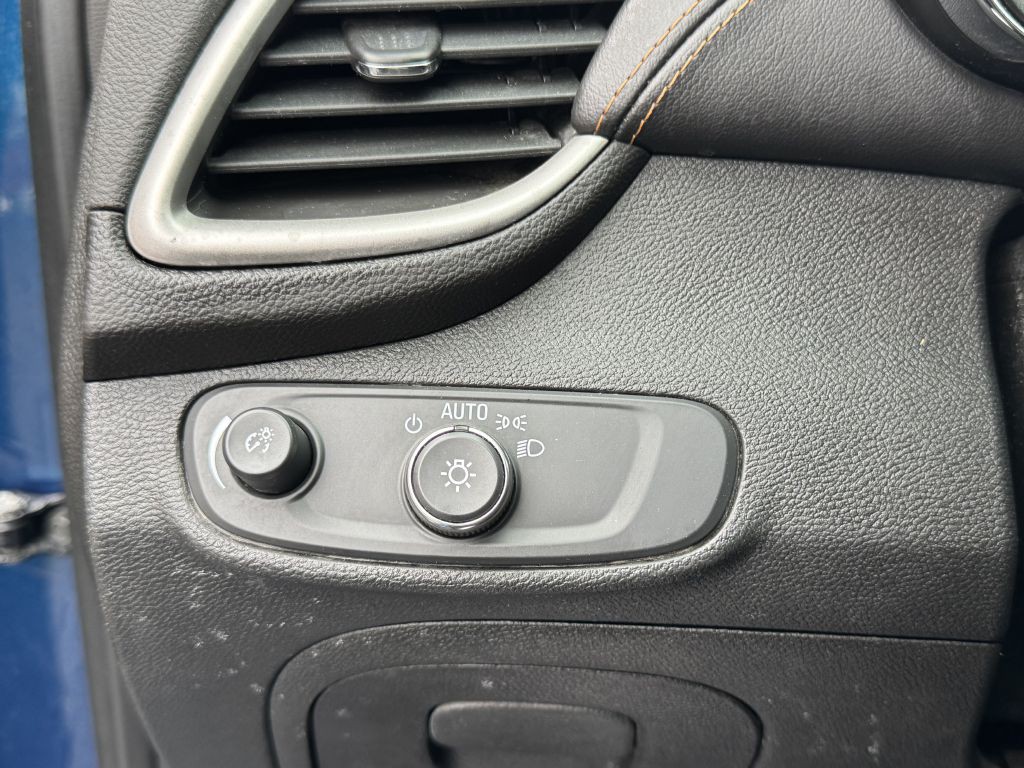 2020 Chevrolet Trax Image 13