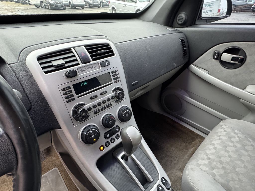 2006 Chevrolet Equinox Image 11