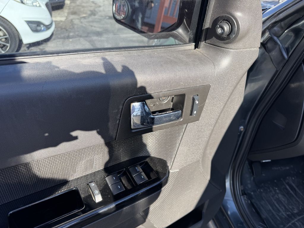 2009 Ford Escape Image 8