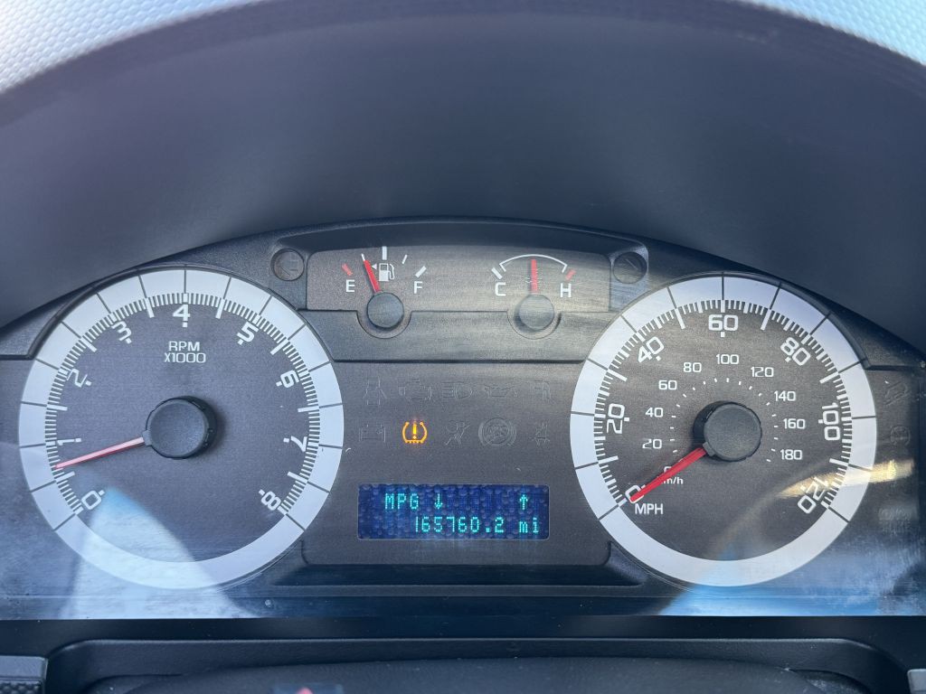 2009 Ford Escape Image 16