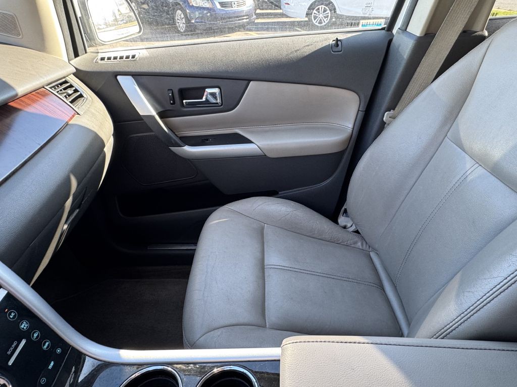 2013 Ford Edge Image 12