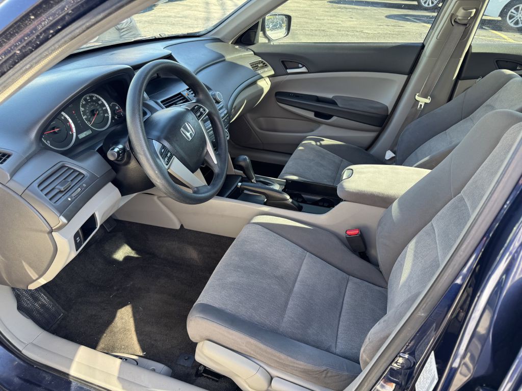 2009 Honda Accord Image 8