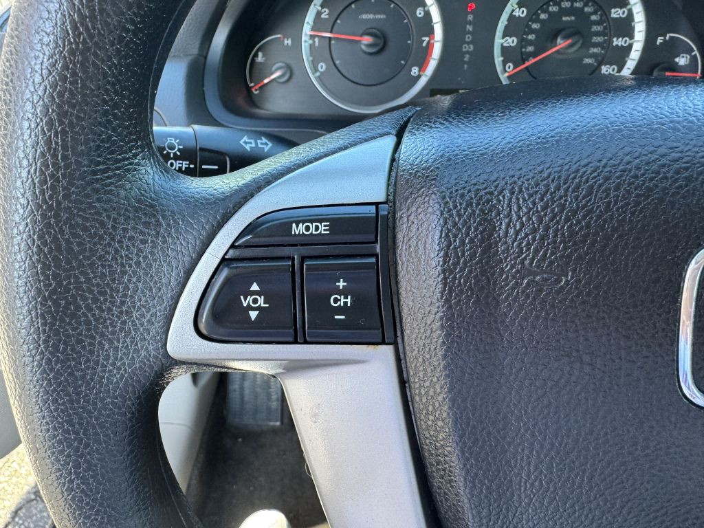 2009 Honda Accord Image 12