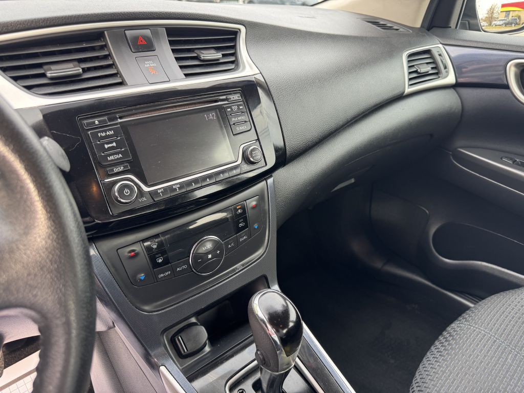 2018 Nissan Sentra Image 11