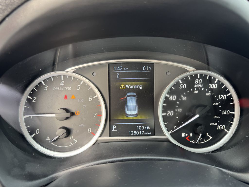 2018 Nissan Sentra Image 13