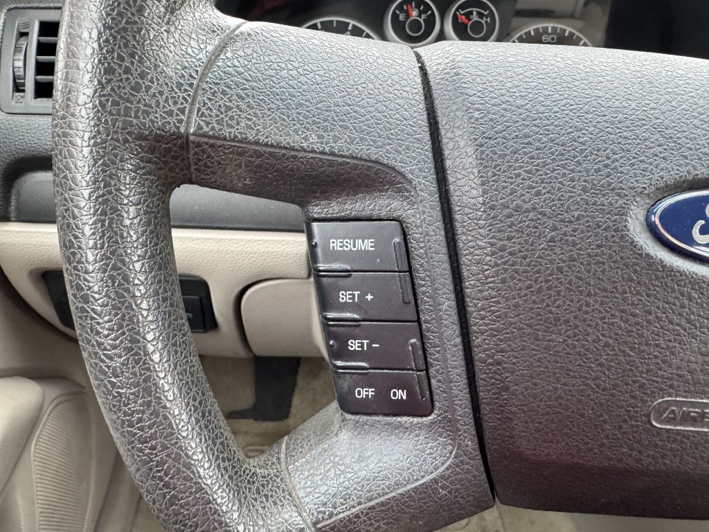 2007 Ford Fusion Image 13