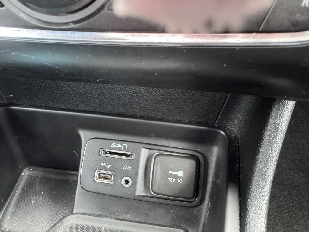 2018 Jeep Cherokee Image 18