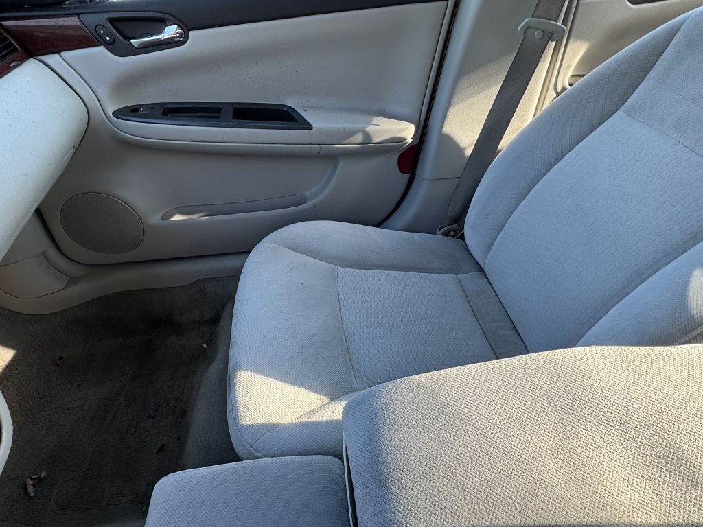 2006 Chevrolet Impala Image 12