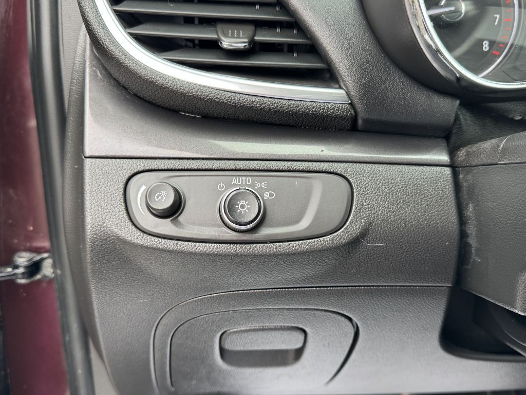 2018 Buick Enclave Image 13