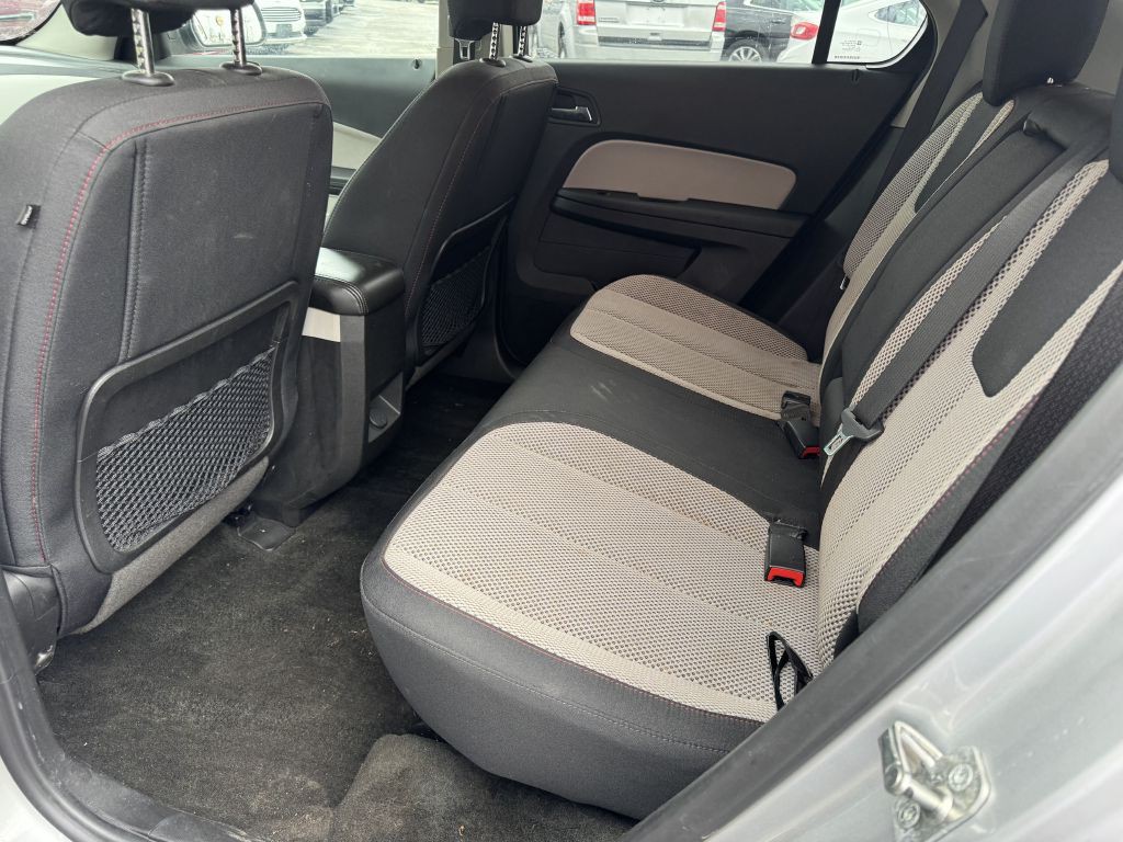 2017 Chevrolet Equinox Image 6