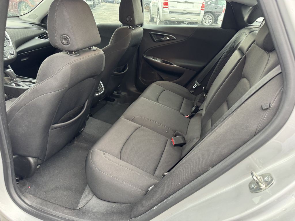 2019 Chevrolet Malibu Image 5